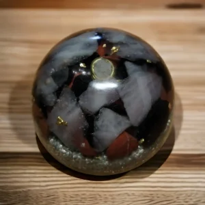 Cristal de roche, Jaspe rouge, Quartz rose, Tourmaline noire