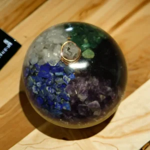 Cristal de roche, Quartz rose, Lapis lazuli, Améthyste, Tourmaline noire, Aventurine verte