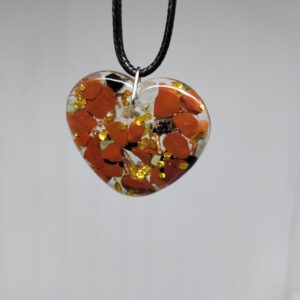 Pendentif Cœur Jaspe rouge, Cristal de roche, Péridot, Tourmaline Noire